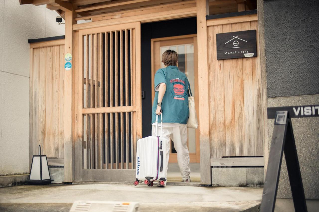 Manabi-Stay Takayama モダンな蔵ダイニングと半露天風呂付き古民家一棟貸切ホテル Esterno foto