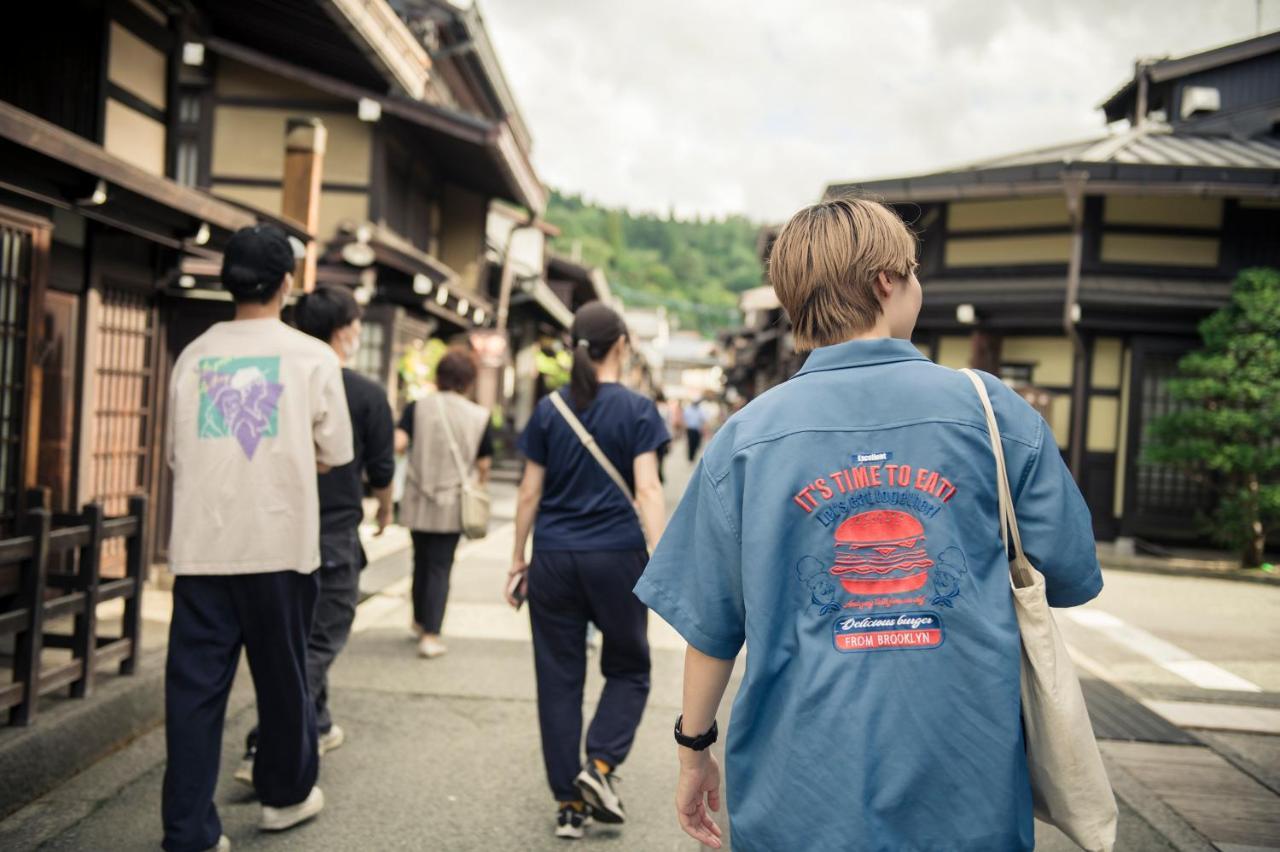 Manabi-Stay Takayama モダンな蔵ダイニングと半露天風呂付き古民家一棟貸切ホテル Esterno foto